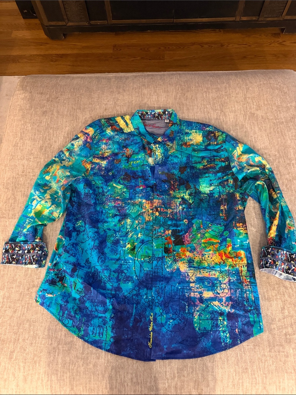 Robert Graham Vibrant Abstract Blue Button-Up Shirt